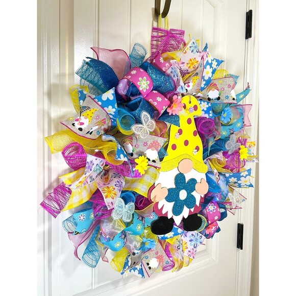 Handmade Spring/ Summer Daisy Butterfly Gnome Prelit Ribbon Wreath 22 in LED W2 - Picture 3 of 10
